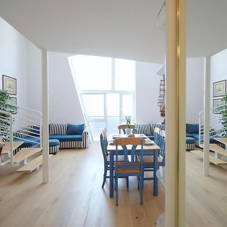 Apartament W Porcie Przy Latarni Morskiej Колобжег Экстерьер фото